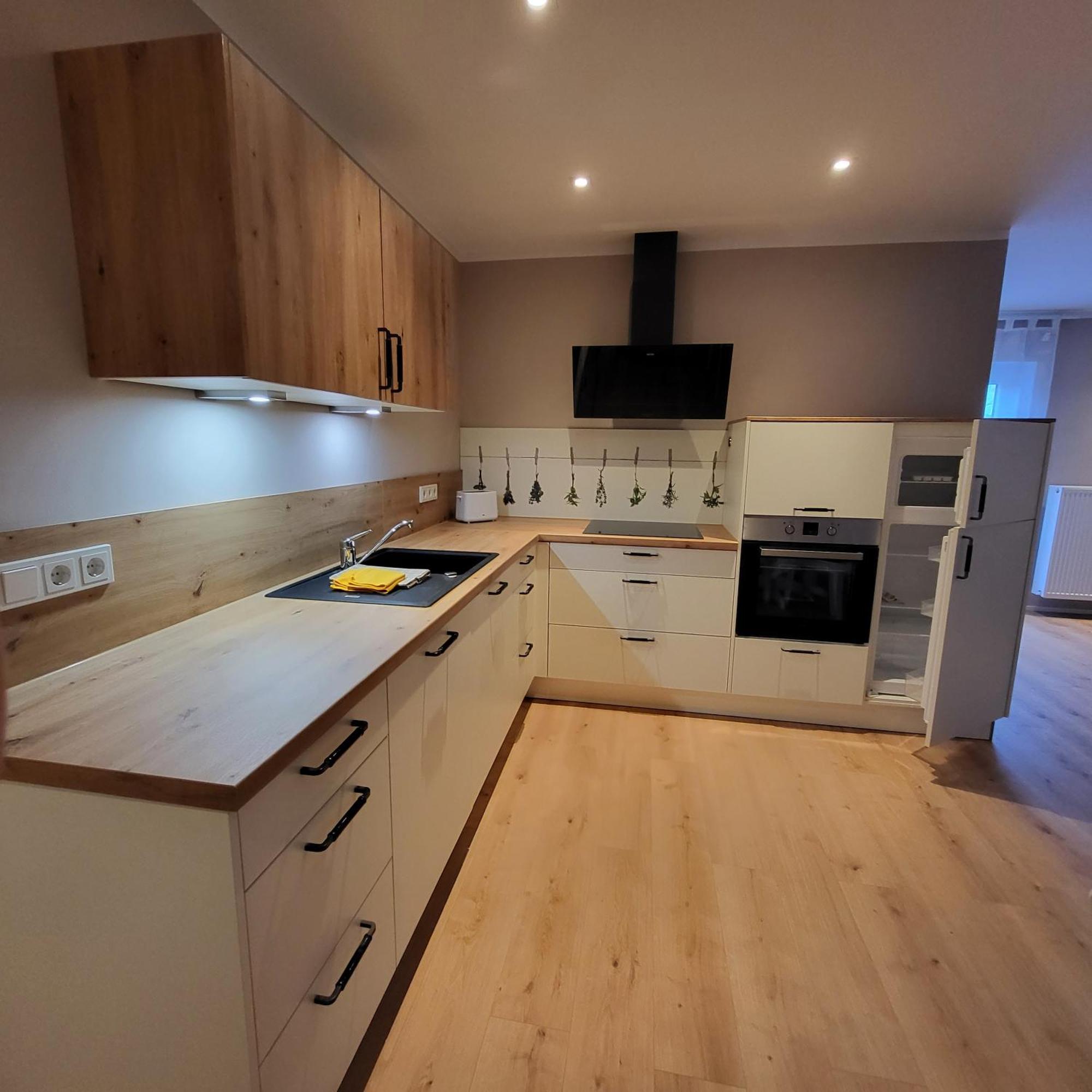 Haus Valentonio Appartement Zeltingen-Rachtig Buitenkant foto
