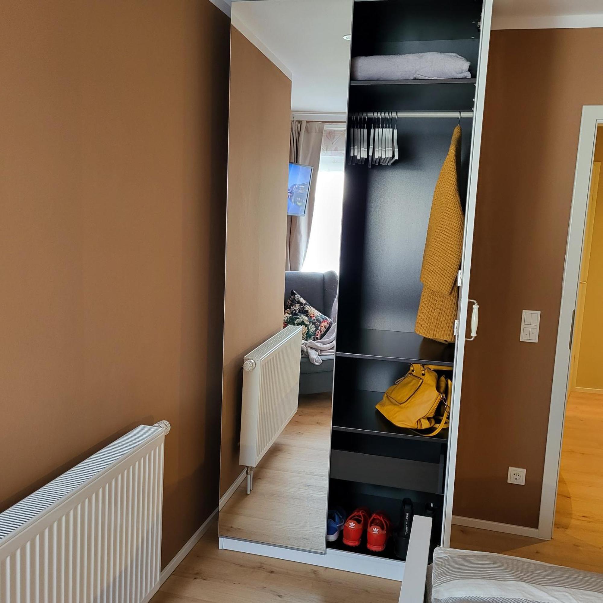 Haus Valentonio Appartement Zeltingen-Rachtig Buitenkant foto